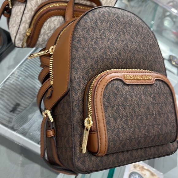 Michael Kors Ladies Backpack Bag Jaycee XS Conv Zip Backpack Brown - Picture 7 of 16
